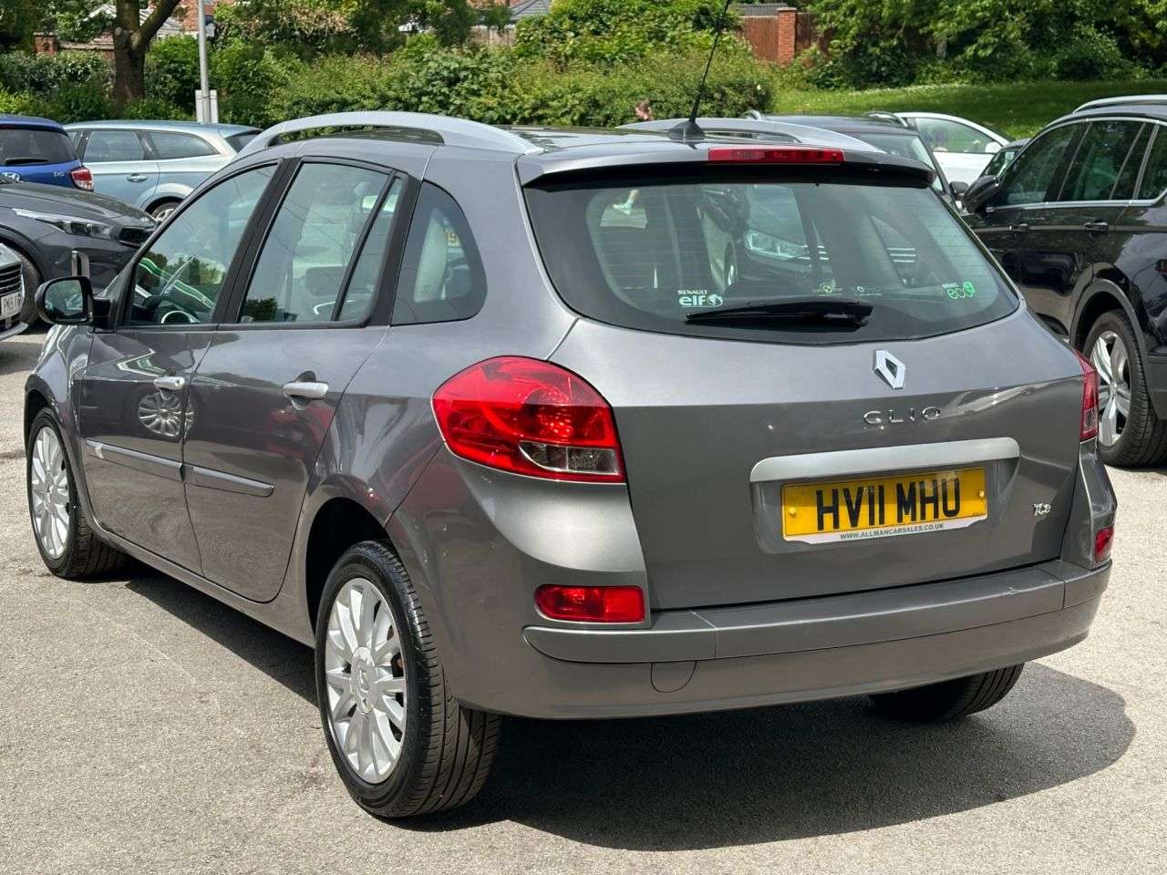 2011 RENAULT CLIO 2011 RENAULT CLIO