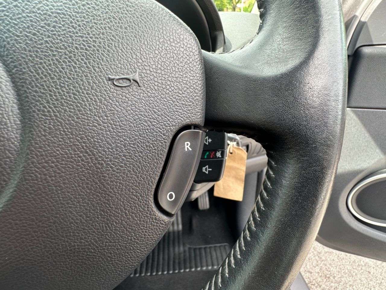 2011 RENAULT CLIO 2011 RENAULT CLIO