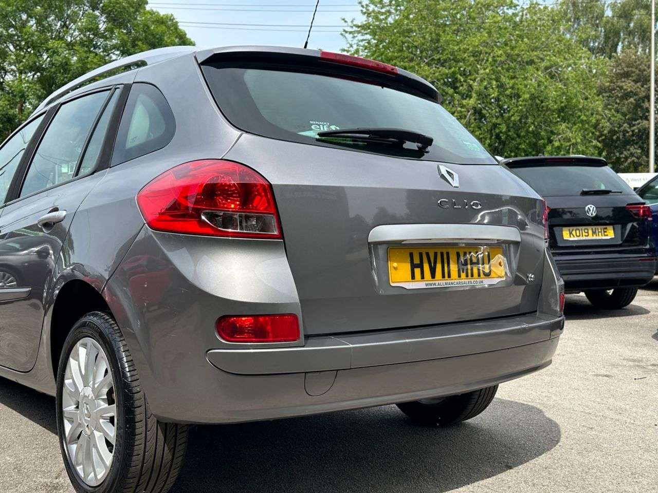 2011 RENAULT CLIO 2011 RENAULT CLIO