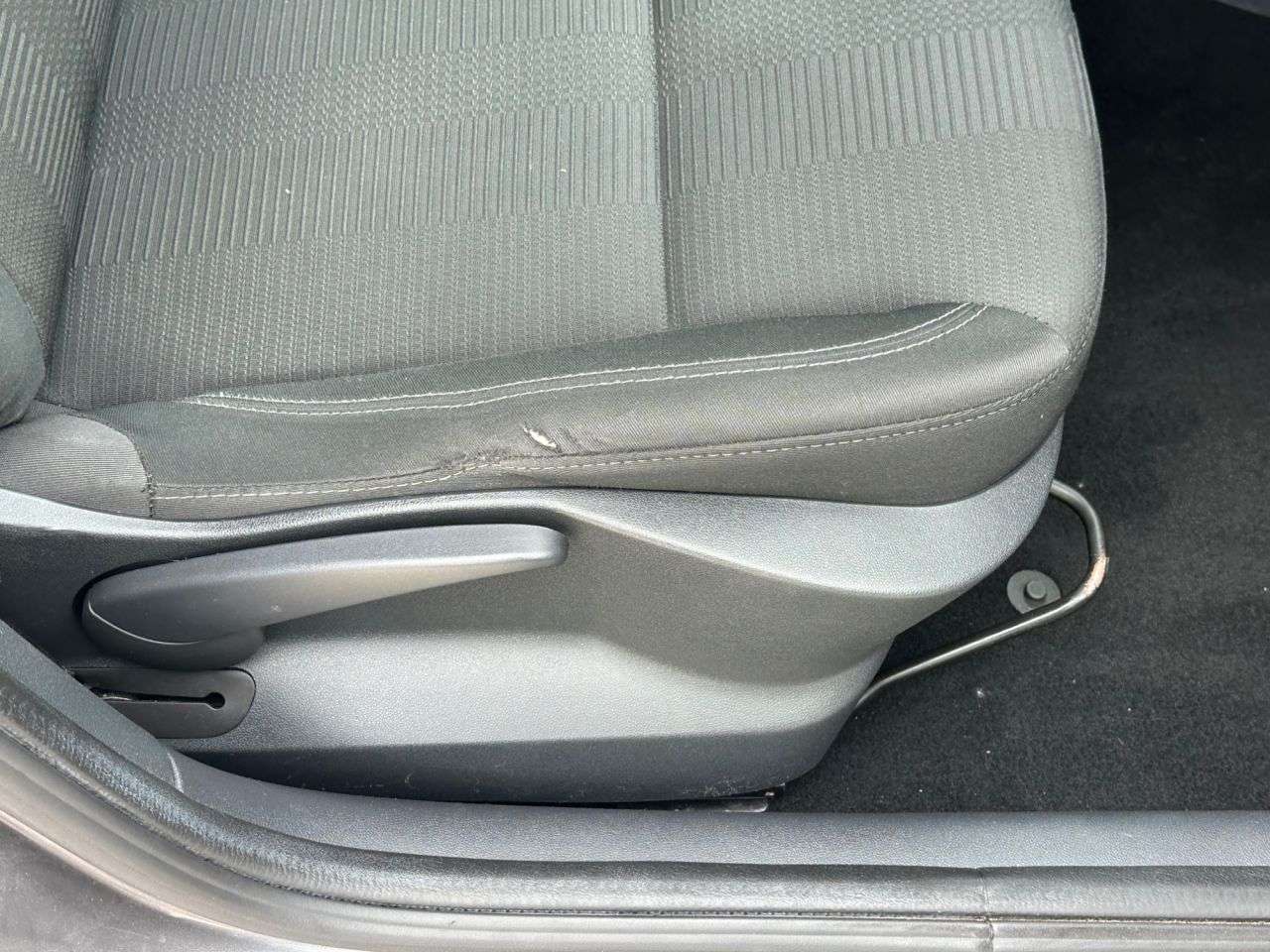 2011 RENAULT CLIO 2011 RENAULT CLIO