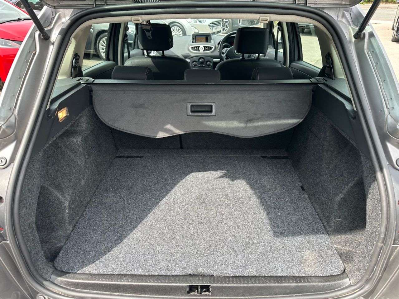 2011 RENAULT CLIO 2011 RENAULT CLIO
