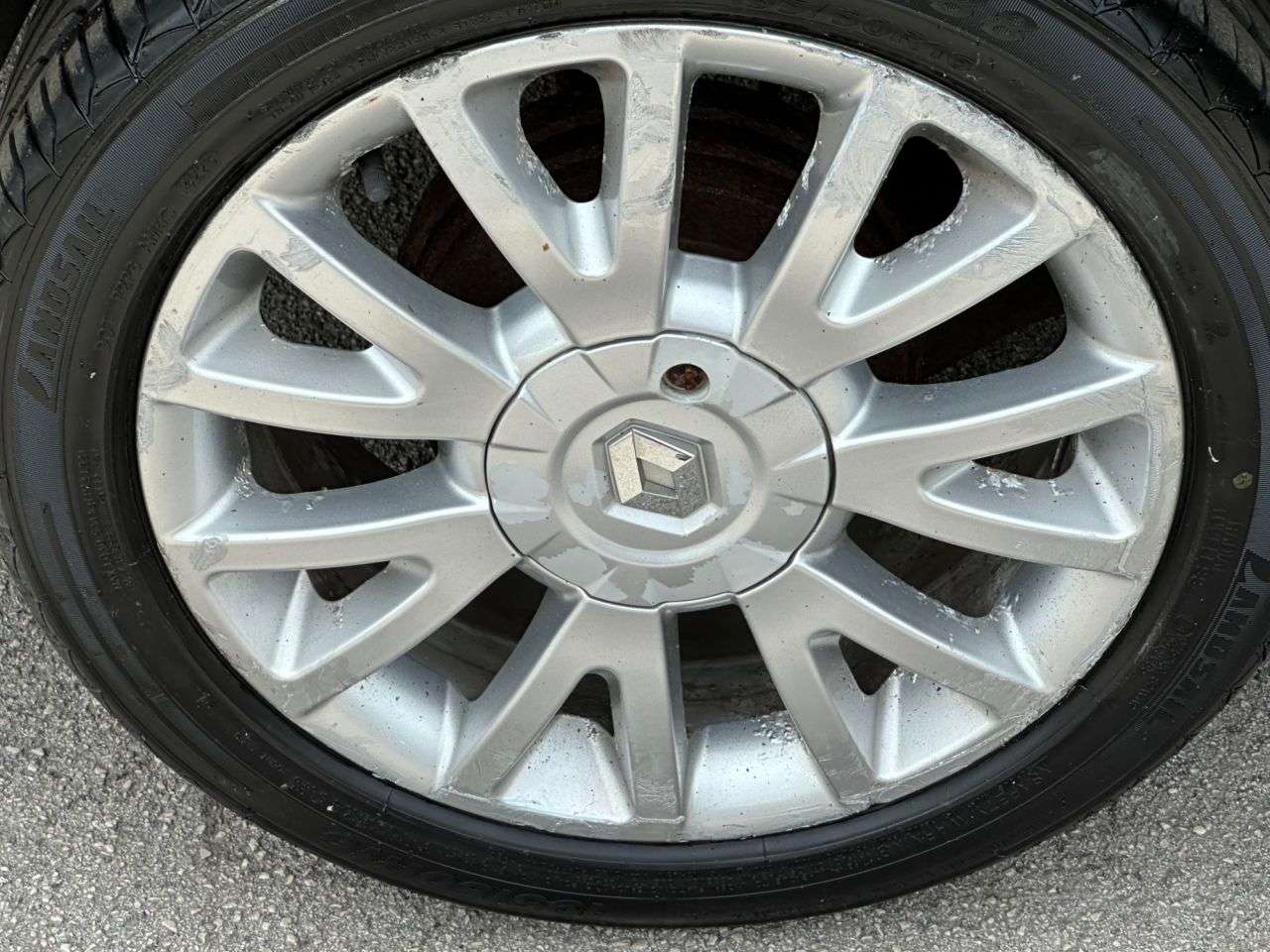 2011 RENAULT CLIO 2011 RENAULT CLIO
