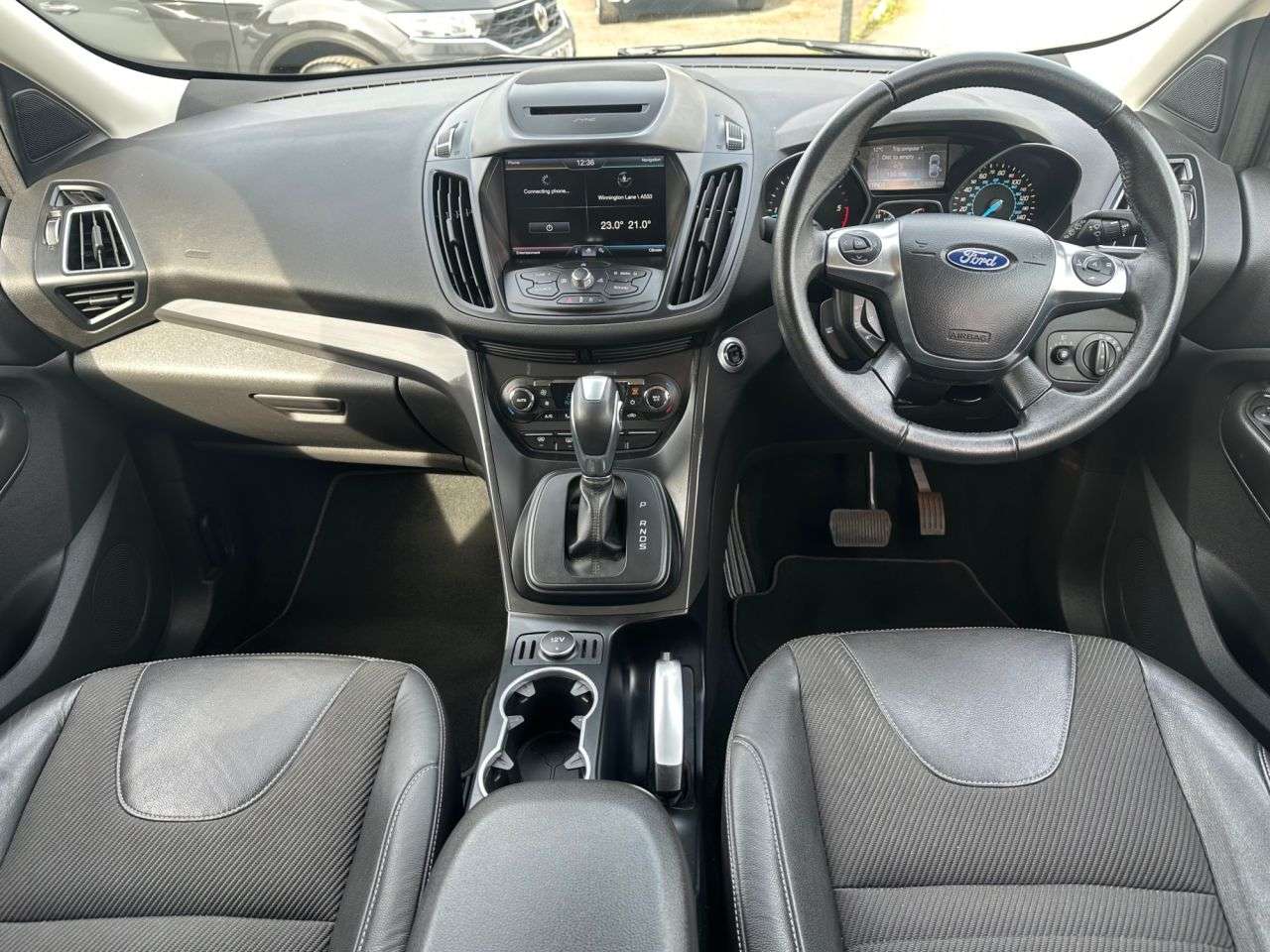 A 2016 FORD KUGA 2.0 TDCi Titanium SUV 5dr Diesel Powershift AWD Euro 6 (s/s) (180 ps) 1 OWN A 2016 FORD KUGA 2.0 TDCi Titanium SUV 5dr Diesel Powershift AWD Euro 6 (s/s) (180 ps) 1 OWN