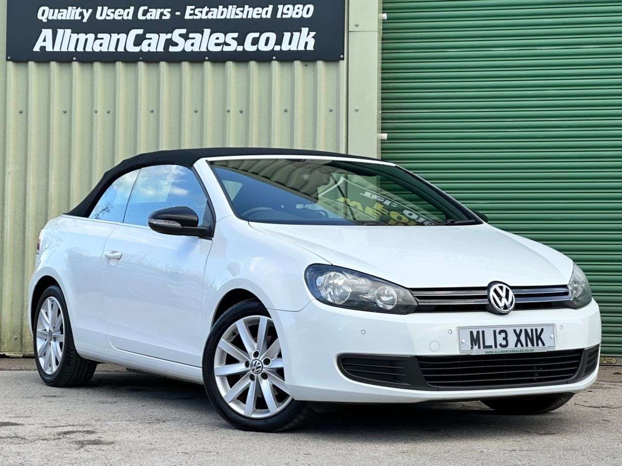 A 2013 VOLKSWAGEN GOLF 1.6 TDI BlueMotion Tech SE Cabriolet 2dr Diesel Manual Euro 5 (s/s) (105 ps A 2013 VOLKSWAGEN GOLF 1.6 TDI BlueMotion Tech SE Cabriolet 2dr Diesel Manual Euro 5 (s/s) (105 ps