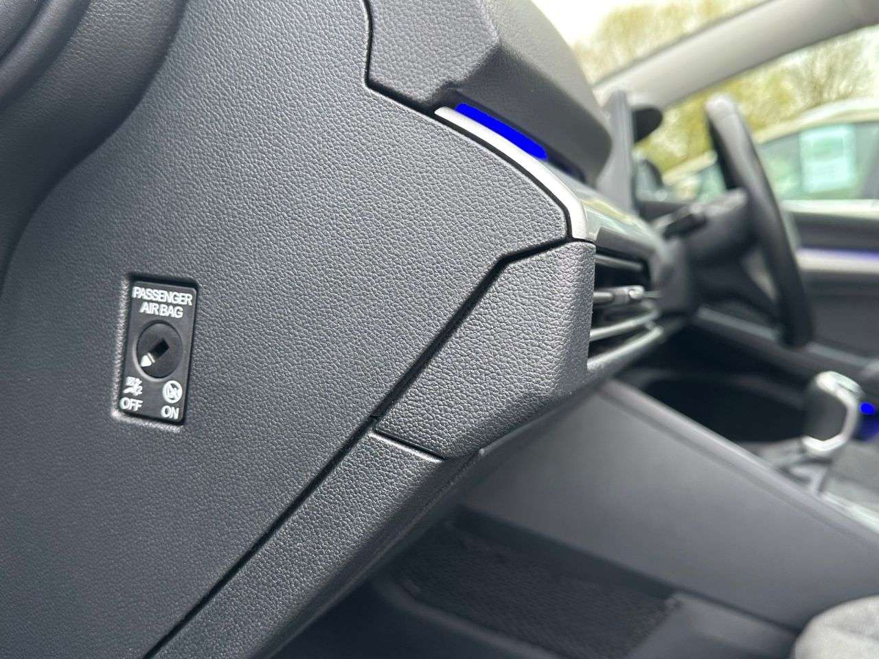 2022 VOLKSWAGEN GOLF 2022 VOLKSWAGEN GOLF