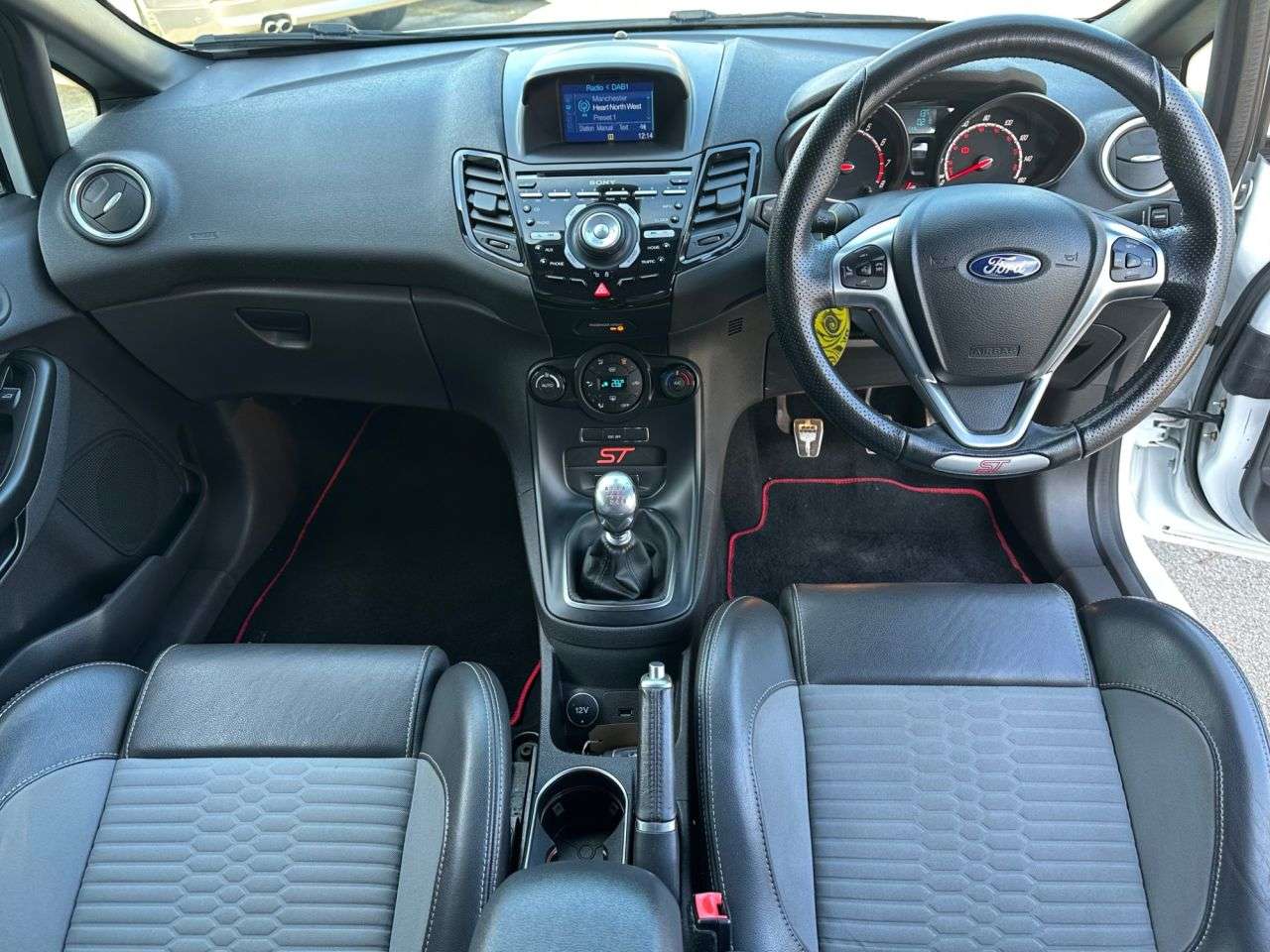 A 2017 FORD FIESTA 1.6T EcoBoost ST-3 Hatchback 3dr Petrol Manual Euro 6 (182 ps) SERVICE HIST A 2017 FORD FIESTA 1.6T EcoBoost ST-3 Hatchback 3dr Petrol Manual Euro 6 (182 ps) SERVICE HIST