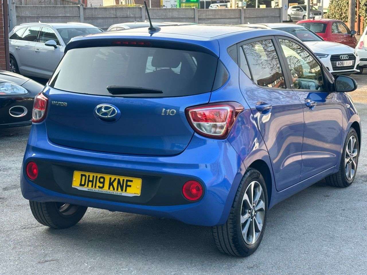 A 2019 HYUNDAI I10 1.0 Play Hatchback 5dr Petrol Manual Euro 6 (67 ps) APPLE CARPLAY ANDROID L A 2019 HYUNDAI I10 1.0 Play Hatchback 5dr Petrol Manual Euro 6 (67 ps) APPLE CARPLAY ANDROID L