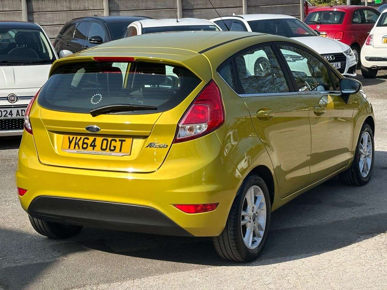 A 2014 FORD FIESTA 1.25 Zetec Hatchback 5dr Petrol Manual Euro 5 (82 ps) A 2014 FORD FIESTA 1.25 Zetec Hatchback 5dr Petrol Manual Euro 5 (82 ps)