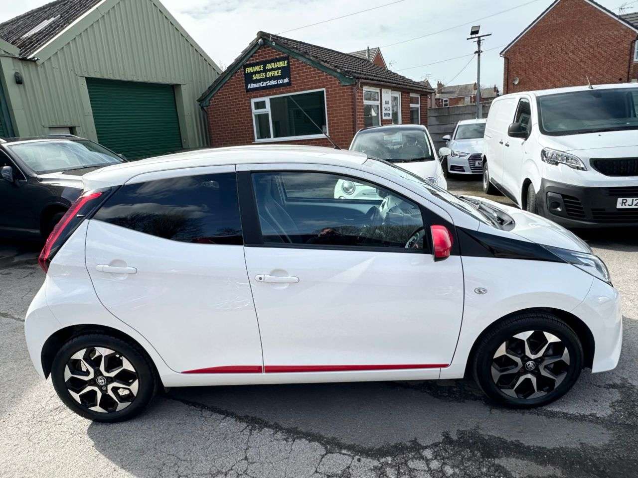 2019 TOYOTA AYGO 2019 TOYOTA AYGO