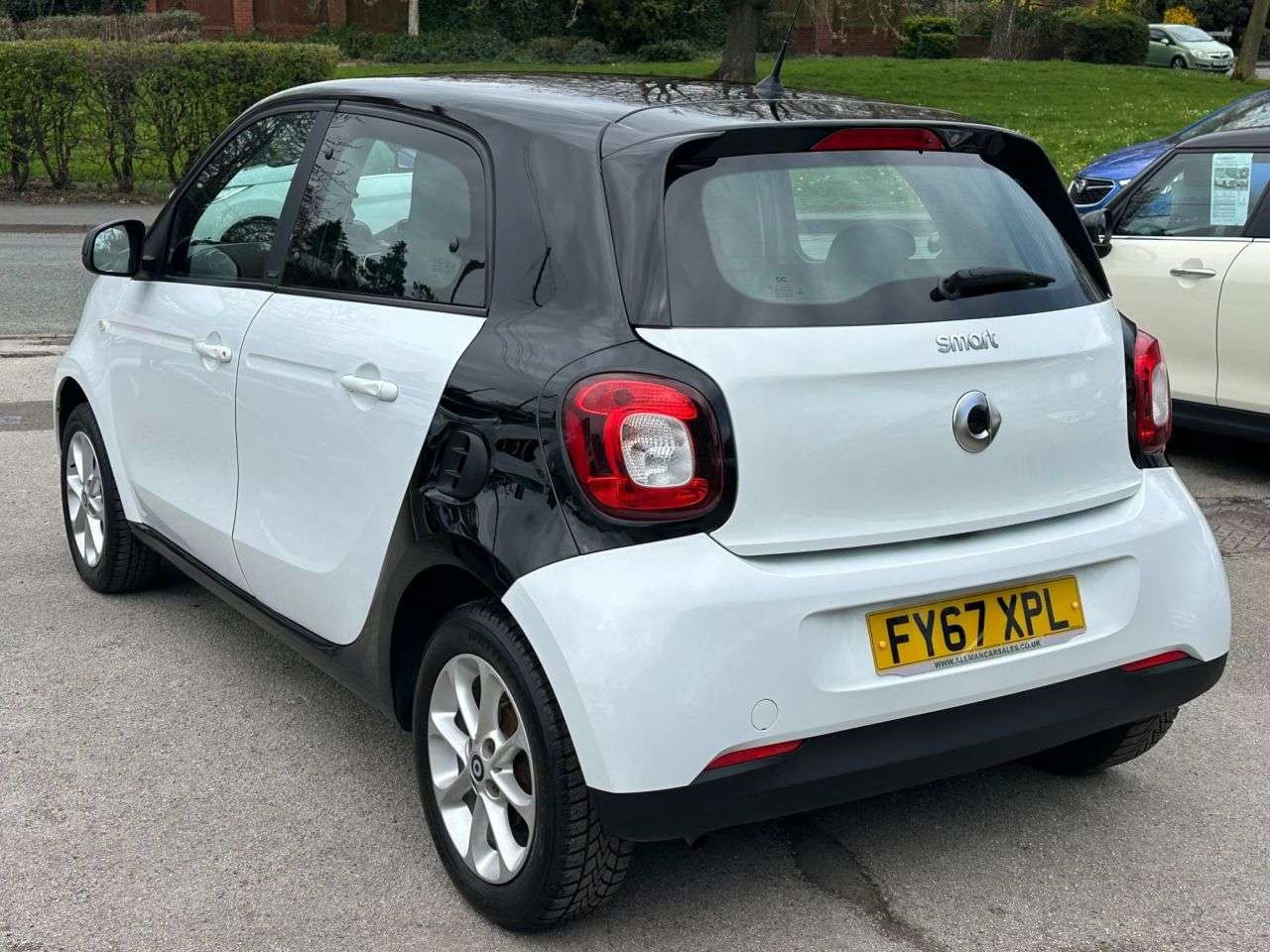 2017 SMART FORFOUR 2017 SMART FORFOUR