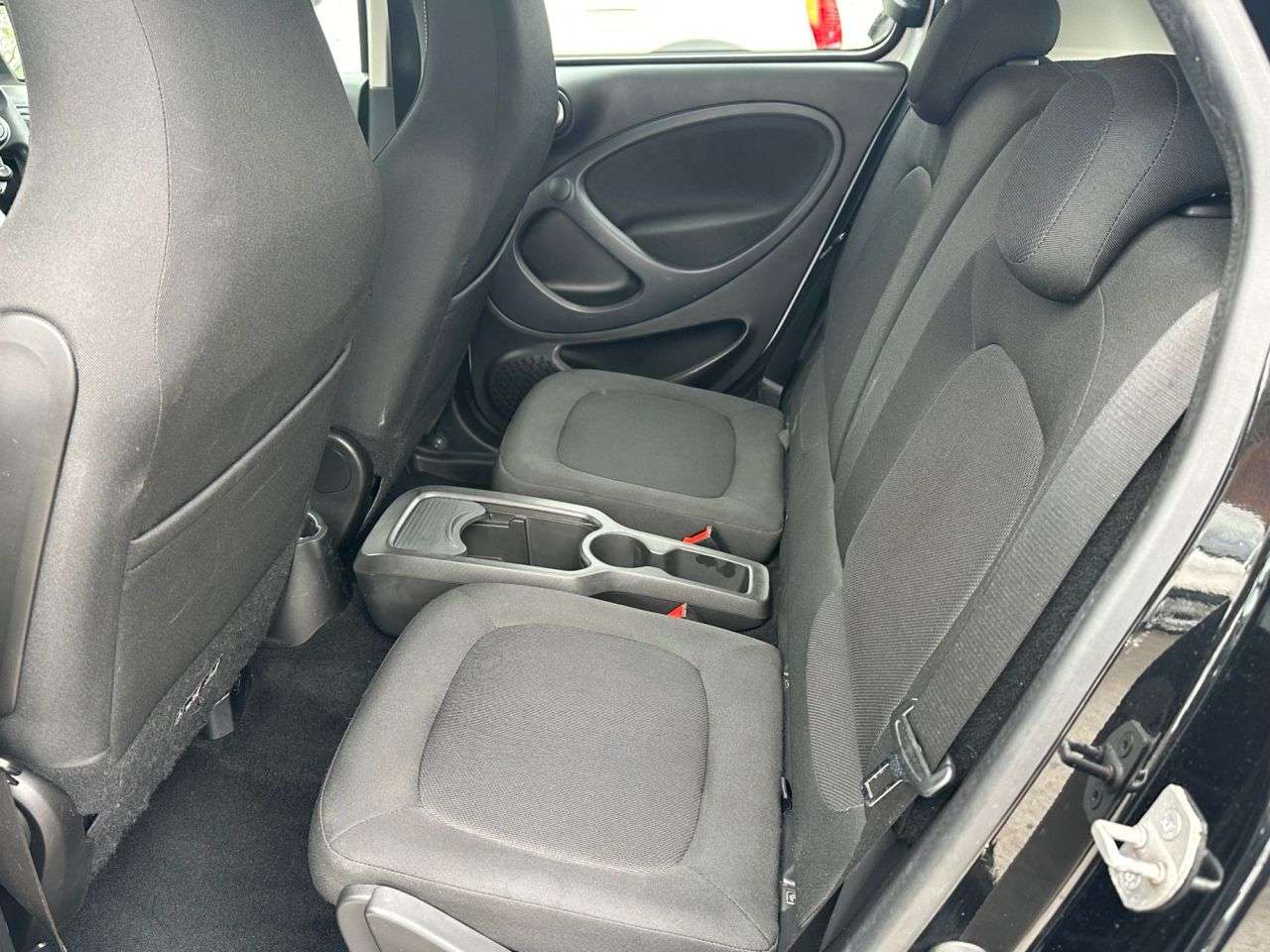 2017 SMART FORFOUR 2017 SMART FORFOUR