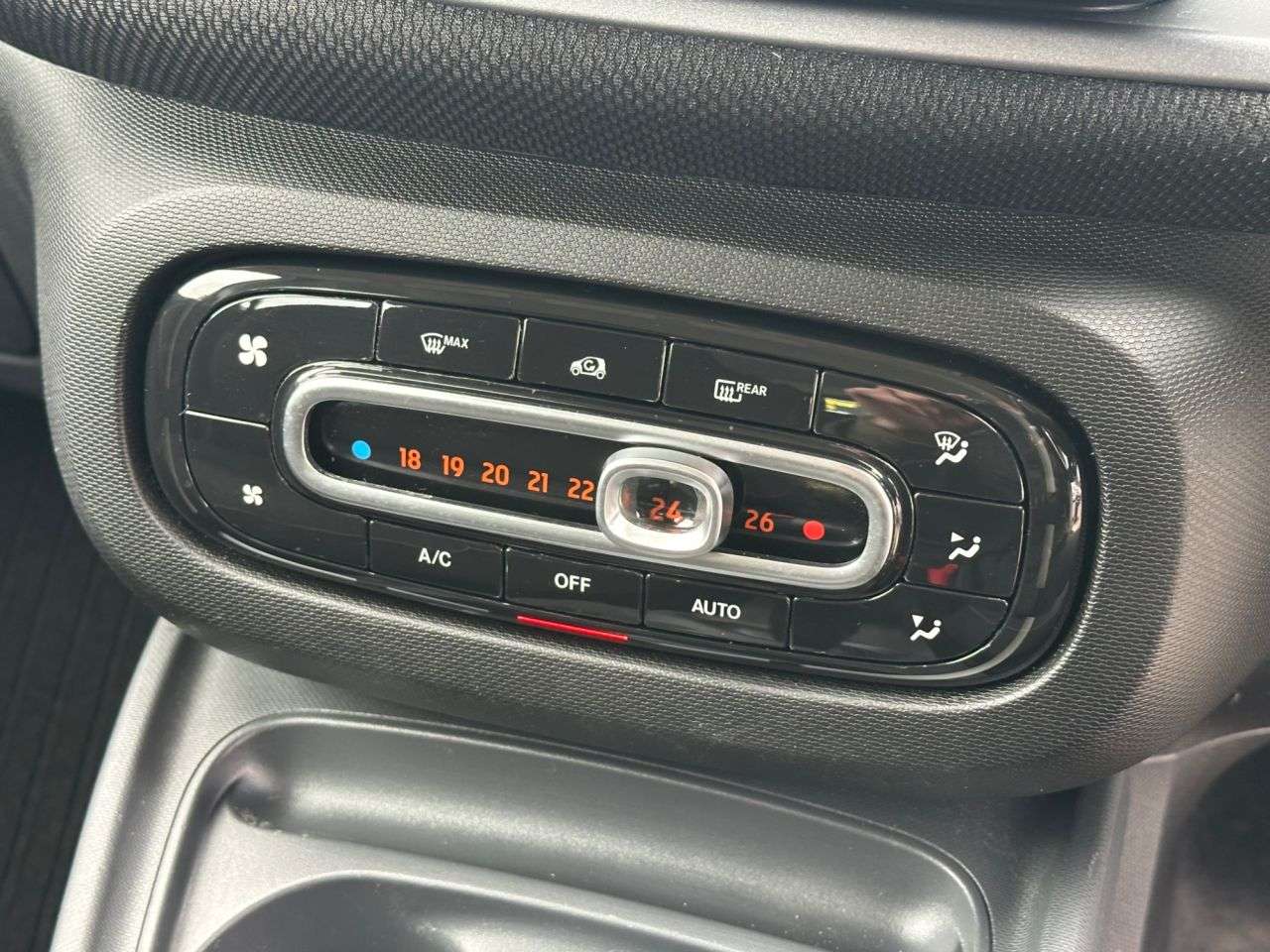 2017 SMART FORFOUR 2017 SMART FORFOUR