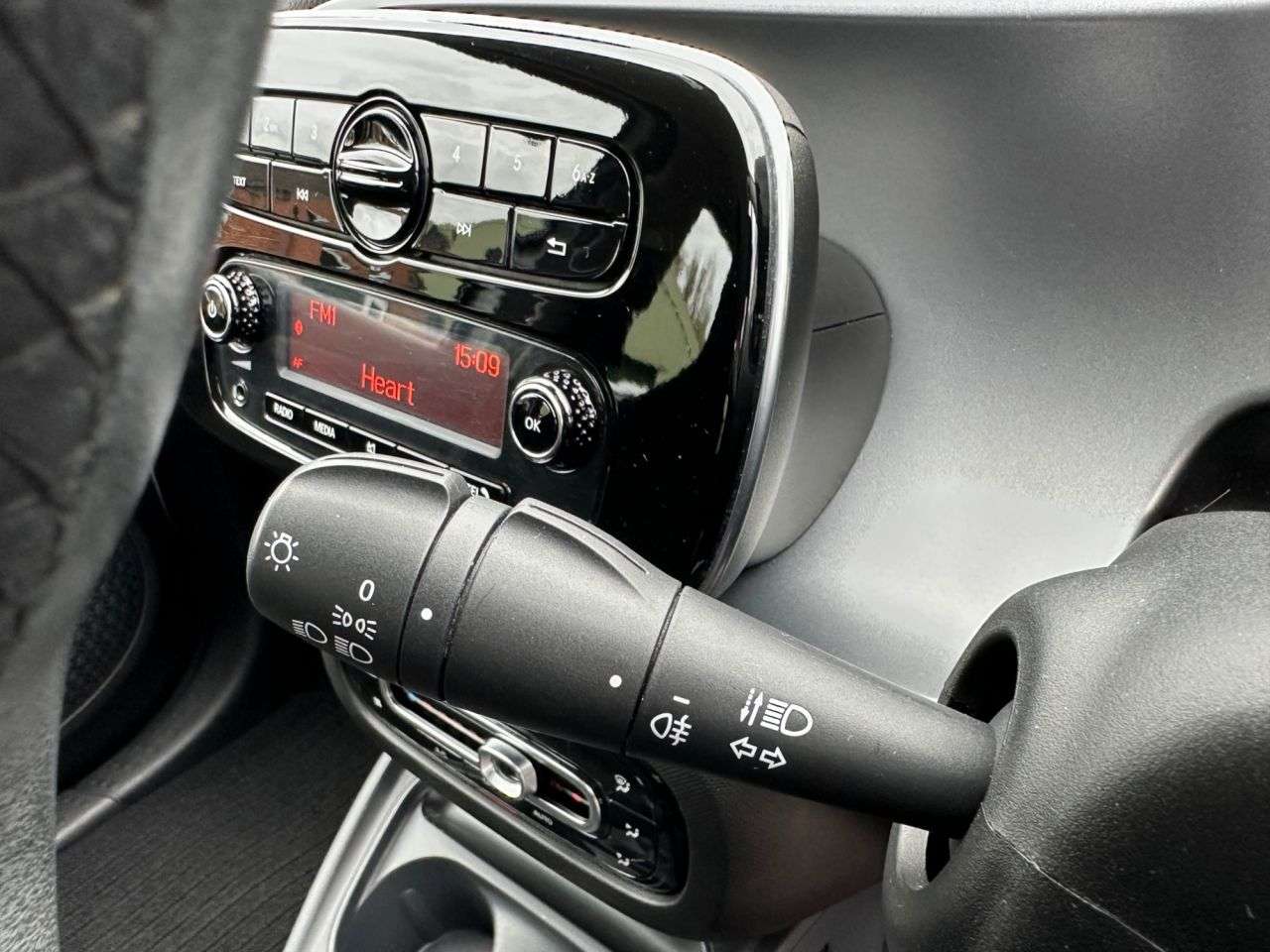 2017 SMART FORFOUR 2017 SMART FORFOUR