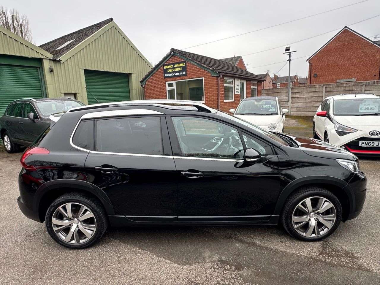 2019 PEUGEOT 2008 2019 PEUGEOT 2008