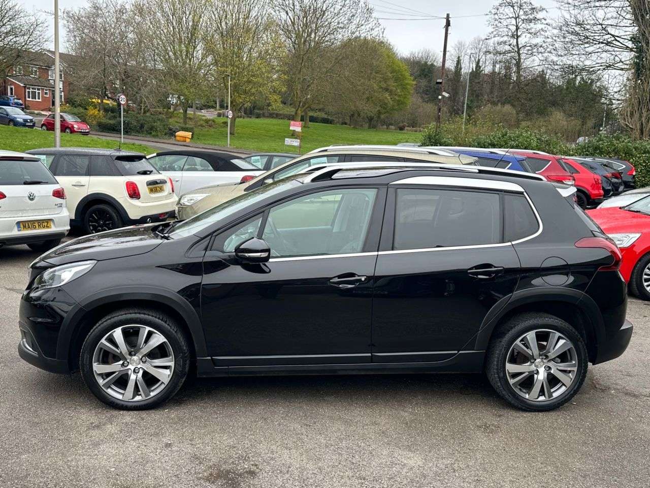 2019 PEUGEOT 2008 2019 PEUGEOT 2008