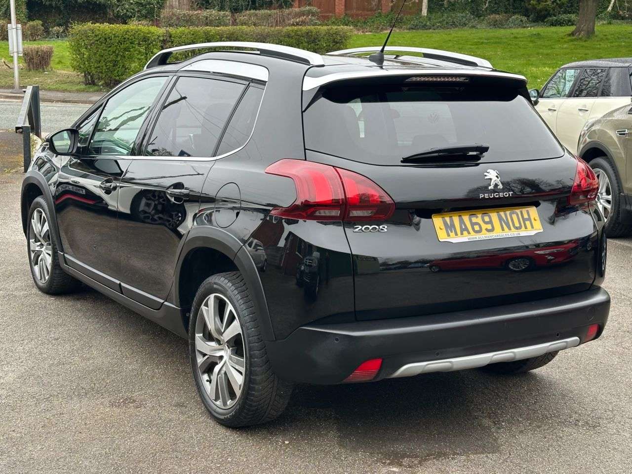 2019 PEUGEOT 2008 2019 PEUGEOT 2008