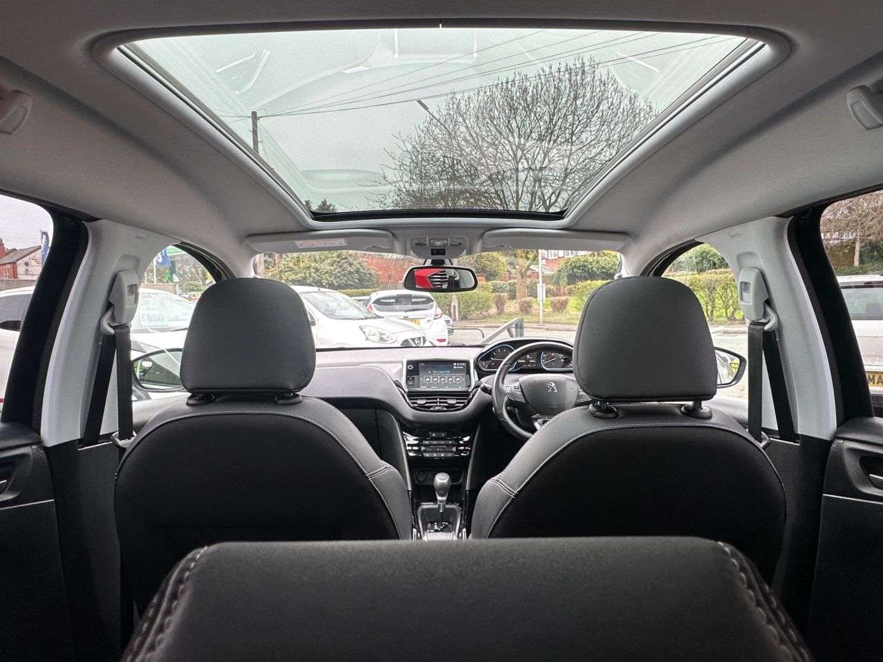 2019 PEUGEOT 2008 2019 PEUGEOT 2008