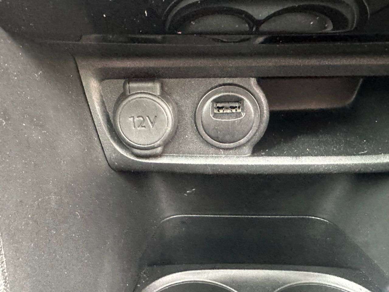 2019 PEUGEOT 2008 2019 PEUGEOT 2008