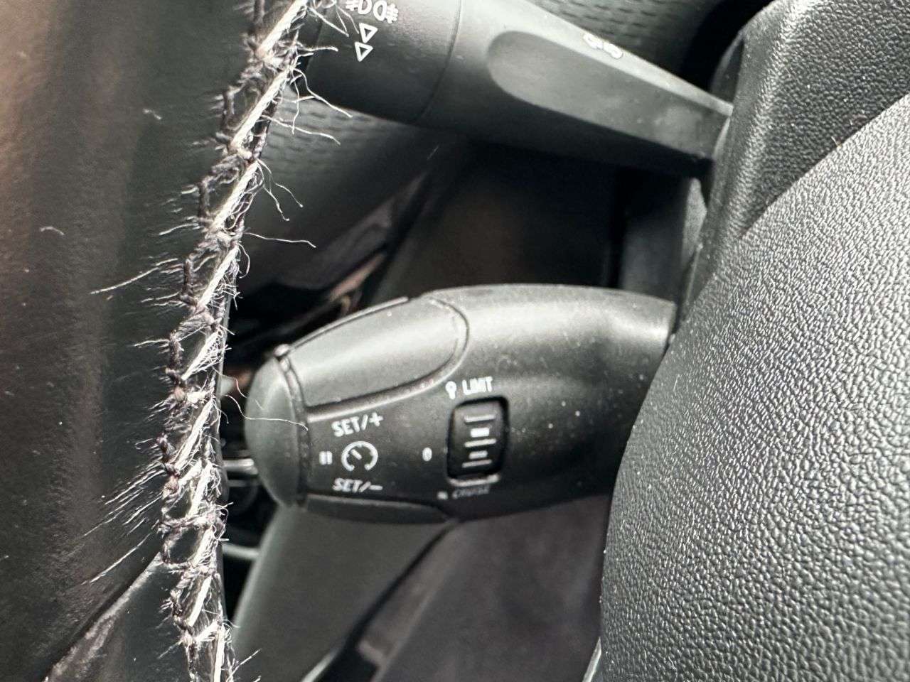 2019 PEUGEOT 2008 2019 PEUGEOT 2008