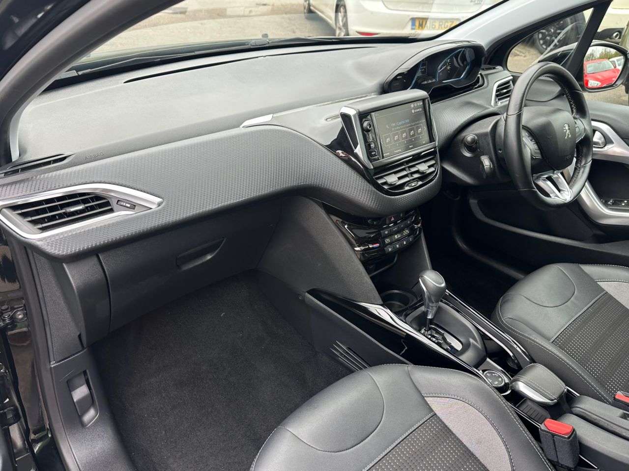 2019 PEUGEOT 2008 2019 PEUGEOT 2008