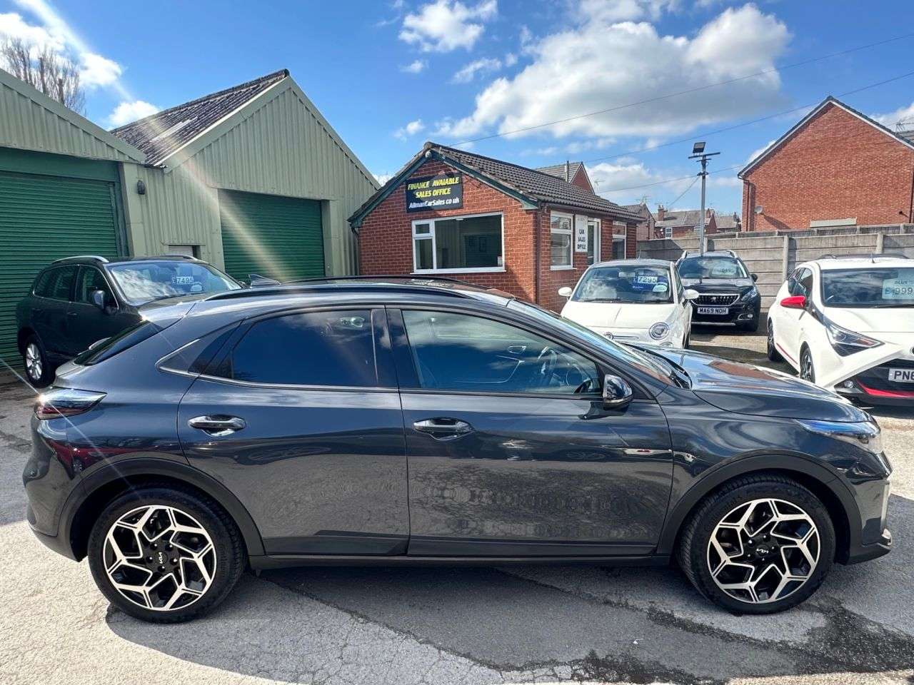 2023 KIA XCEED 2023 KIA XCEED