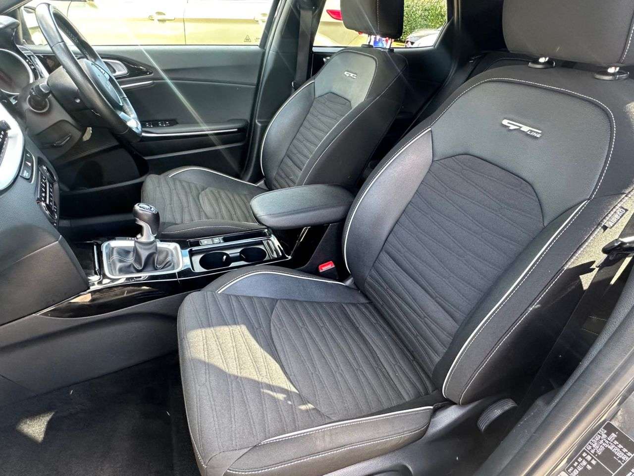 2023 KIA XCEED 2023 KIA XCEED