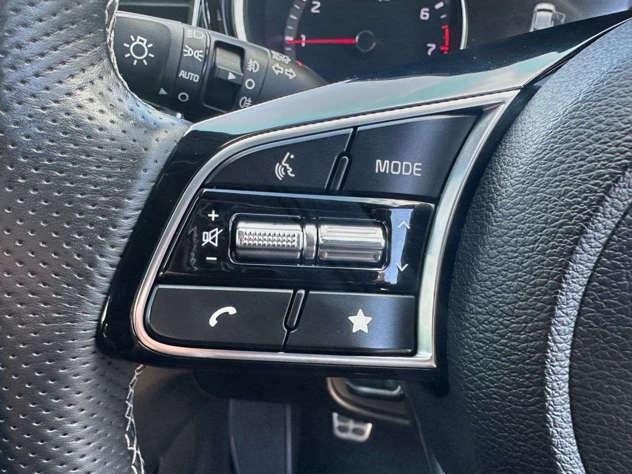 2023 KIA XCEED 2023 KIA XCEED