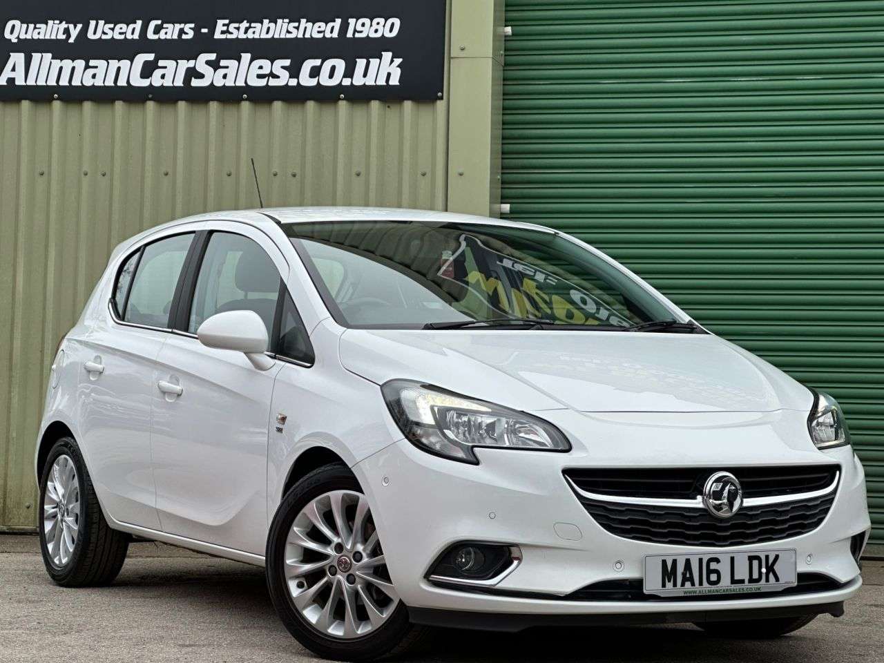 A 2016 VAUXHALL CORSA 1.4i ecoFLEX SE Hatchback 5dr Petrol Manual Euro 6 (90 ps) A 2016 VAUXHALL CORSA 1.4i ecoFLEX SE Hatchback 5dr Petrol Manual Euro 6 (90 ps)