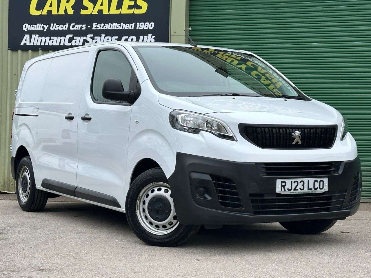 A 2023 PEUGEOT EXPERT 1.5 BlueHDi 1000 Professional Premium + Standard Panel Van 6dr Diesel Manua A 2023 PEUGEOT EXPERT 1.5 BlueHDi 1000 Professional Premium + Standard Panel Van 6dr Diesel Manua