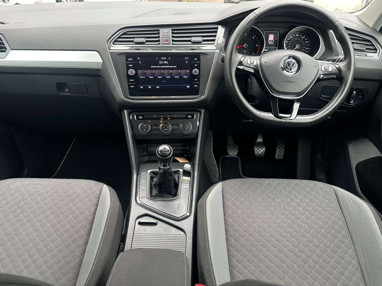 A 2019 VOLKSWAGEN TIGUAN 2.0 TDI Match SUV 5dr Diesel Manual Euro 6 (s/s) (150 ps) 3 OWNER FULL VW S A 2019 VOLKSWAGEN TIGUAN 2.0 TDI Match SUV 5dr Diesel Manual Euro 6 (s/s) (150 ps) 3 OWNER FULL VW S