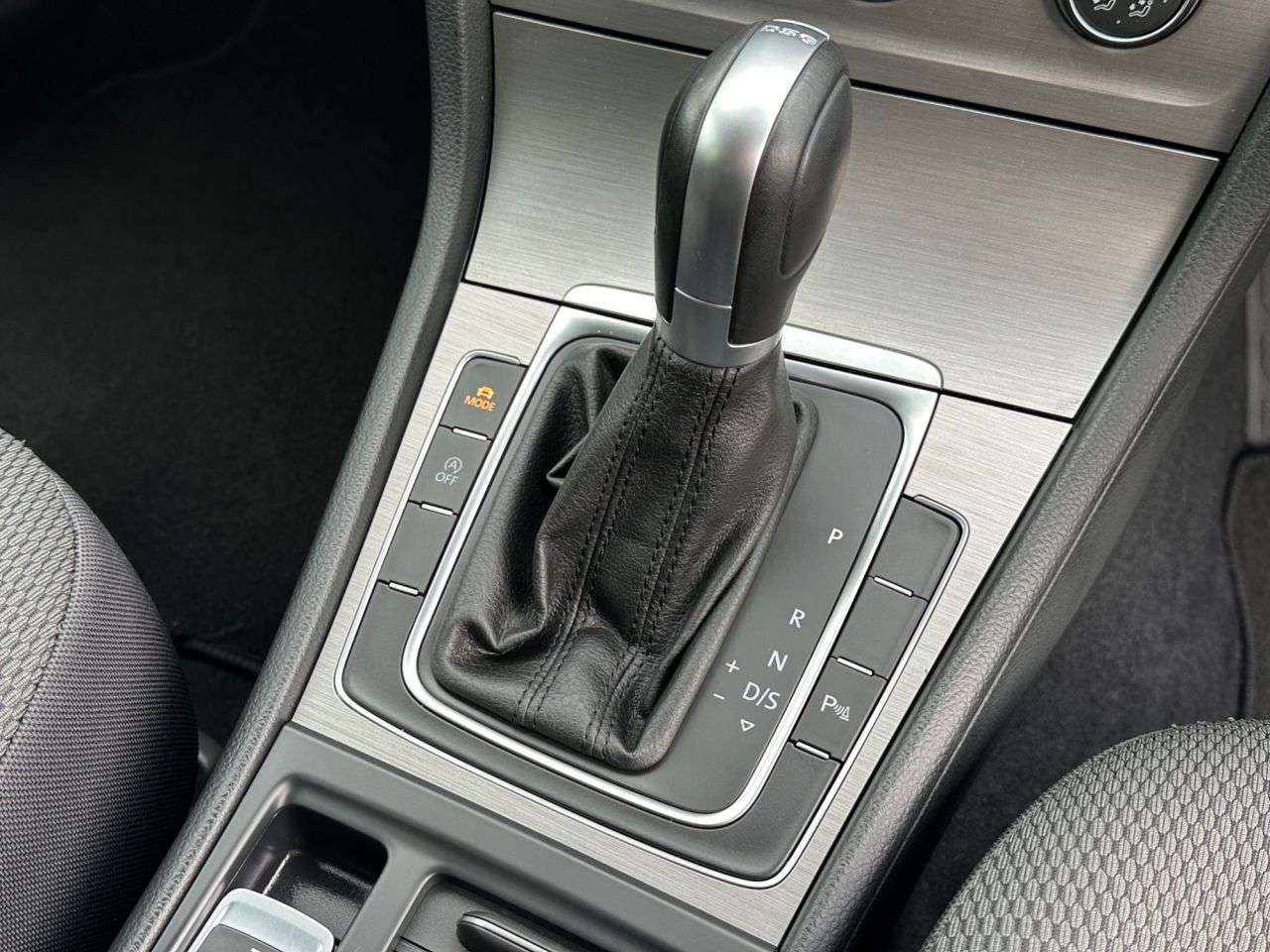 2016 VOLKSWAGEN GOLF 2016 VOLKSWAGEN GOLF