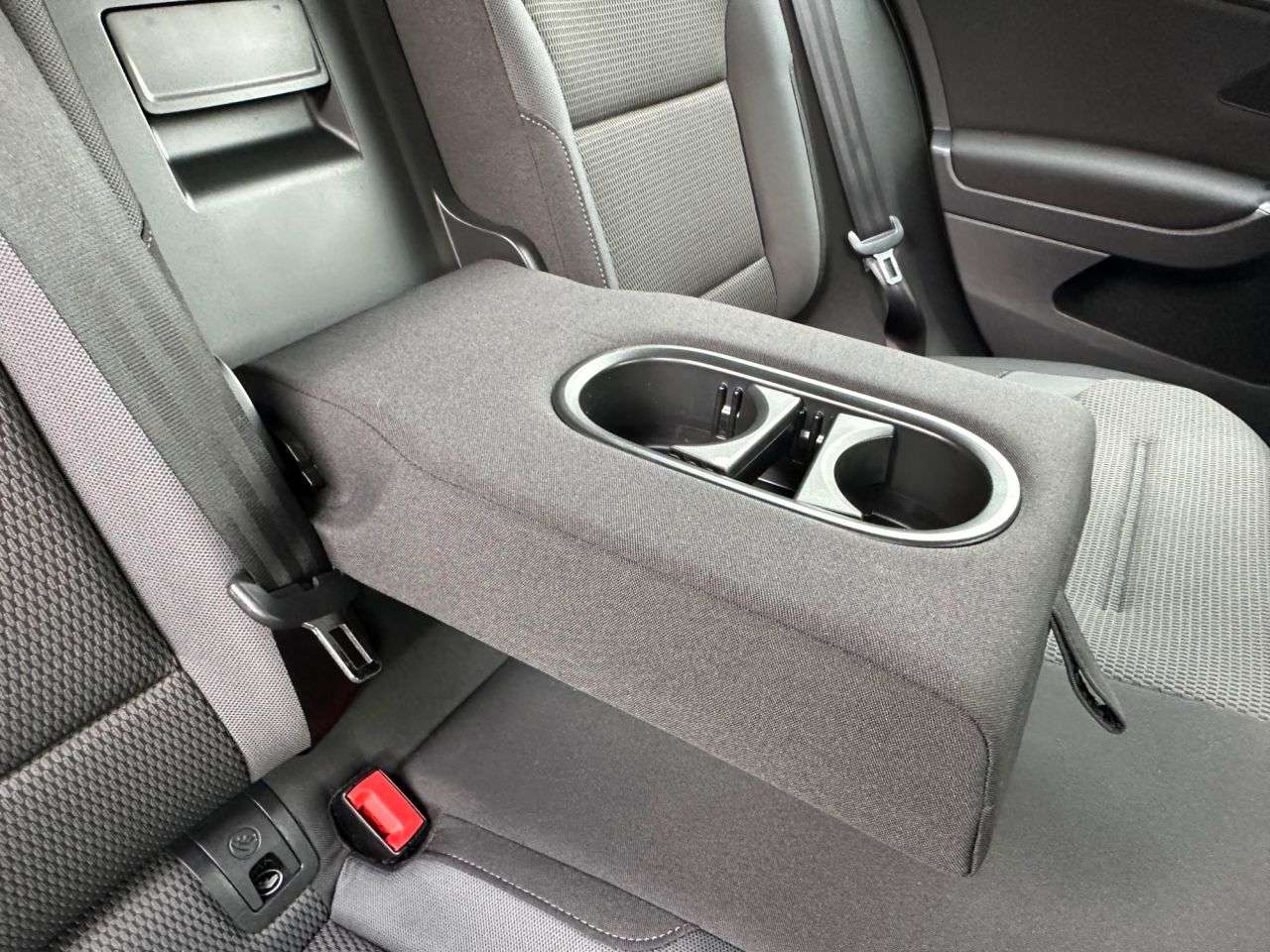 2016 VOLKSWAGEN GOLF 2016 VOLKSWAGEN GOLF