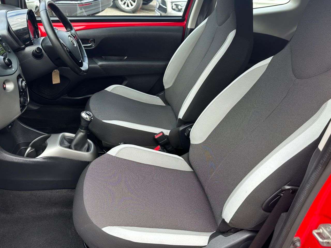 2017 TOYOTA AYGO 2017 TOYOTA AYGO