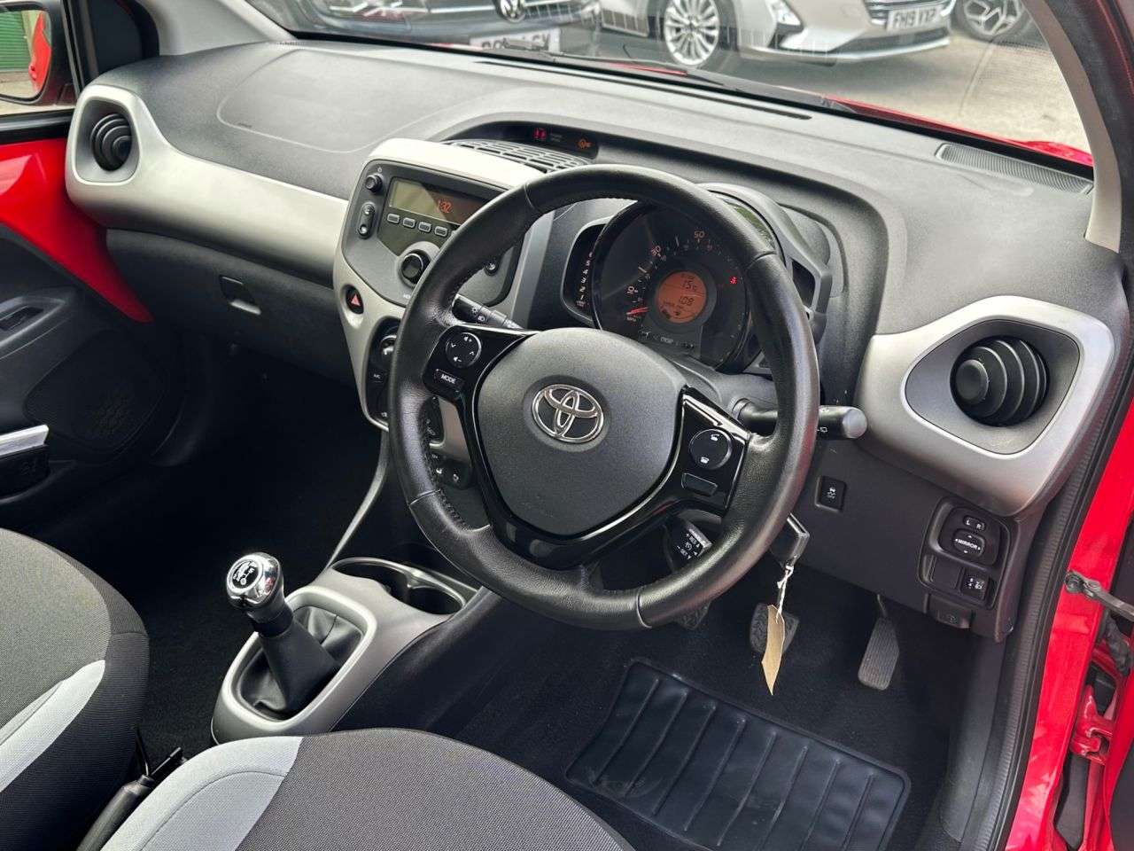 2017 TOYOTA AYGO 2017 TOYOTA AYGO