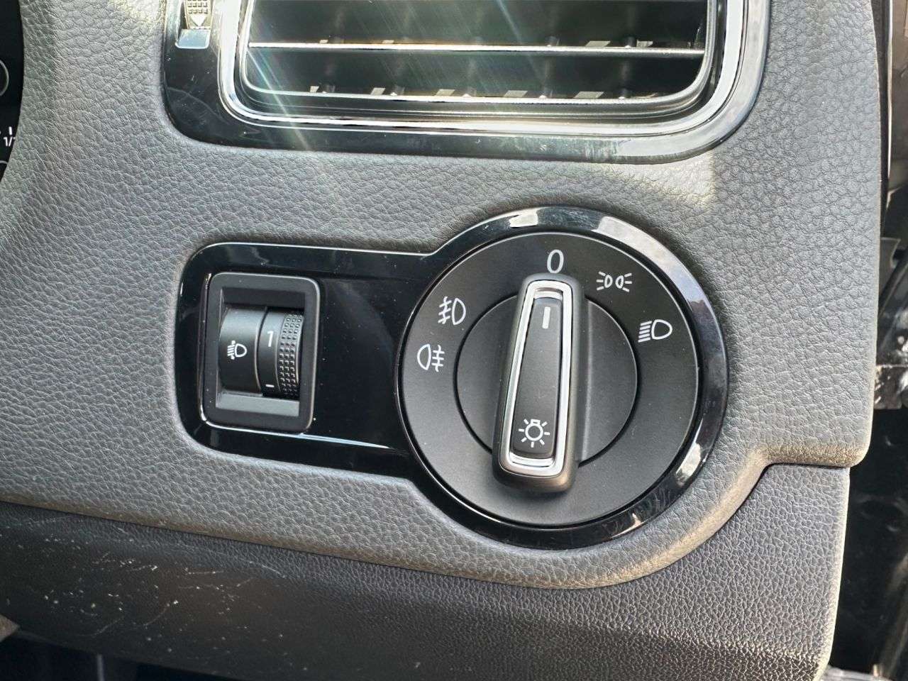 2015 VOLKSWAGEN POLO 2015 VOLKSWAGEN POLO