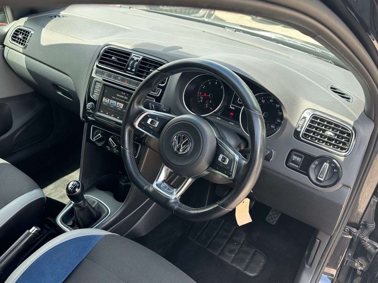 2015 VOLKSWAGEN POLO 2015 VOLKSWAGEN POLO