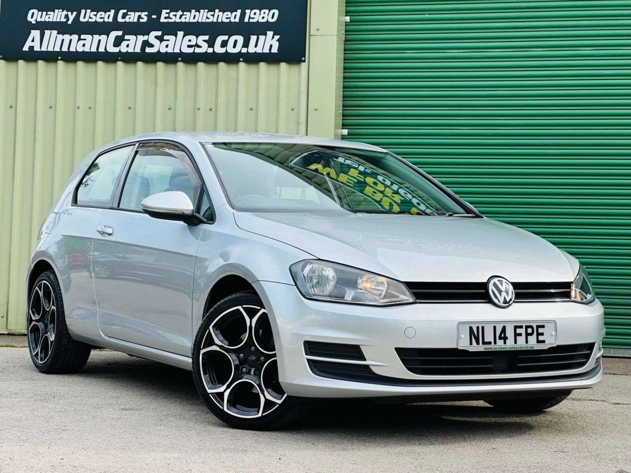 A 2014 VOLKSWAGEN GOLF 1.4 TSI BlueMotion Tech SE Hatchback 3dr Petrol Manual Euro 5 (s/s) (122 ps A 2014 VOLKSWAGEN GOLF 1.4 TSI BlueMotion Tech SE Hatchback 3dr Petrol Manual Euro 5 (s/s) (122 ps