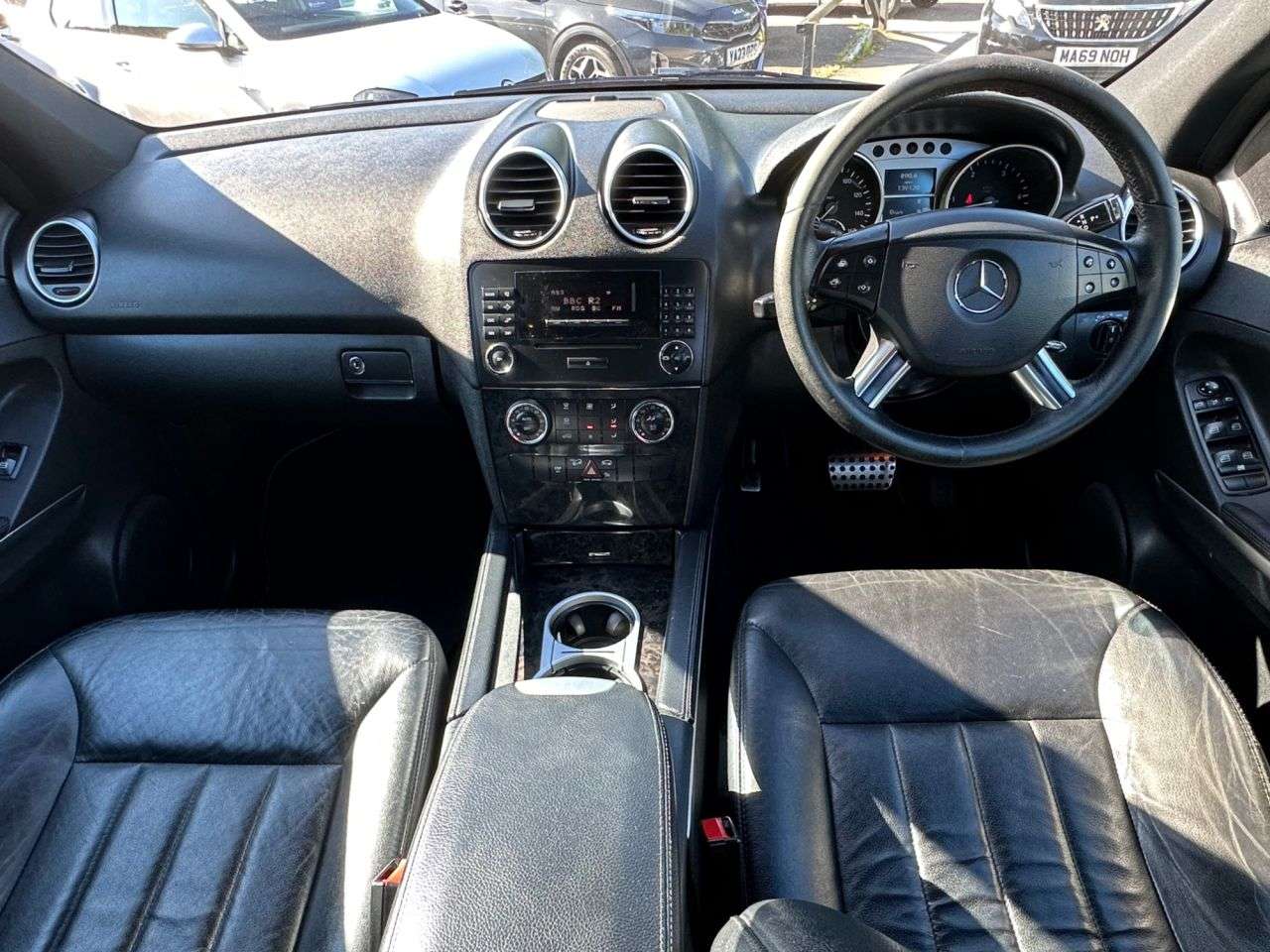 A 2009 MERCEDES-BENZ M-CLASS 3.0 ML320 CDI Edition 10 SUV 5dr Diesel 7G-Tronic (254 g/km, 221 bhp) SERVI A 2009 MERCEDES-BENZ M-CLASS 3.0 ML320 CDI Edition 10 SUV 5dr Diesel 7G-Tronic (254 g/km, 221 bhp) SERVI