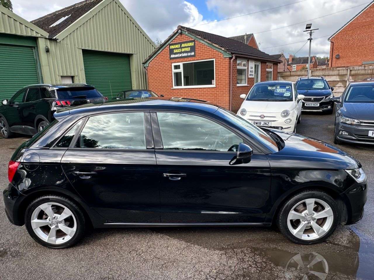 2017 AUDI A1 2017 AUDI A1
