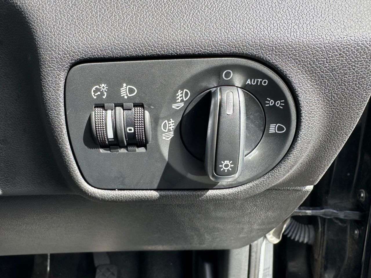 2017 AUDI A1 2017 AUDI A1