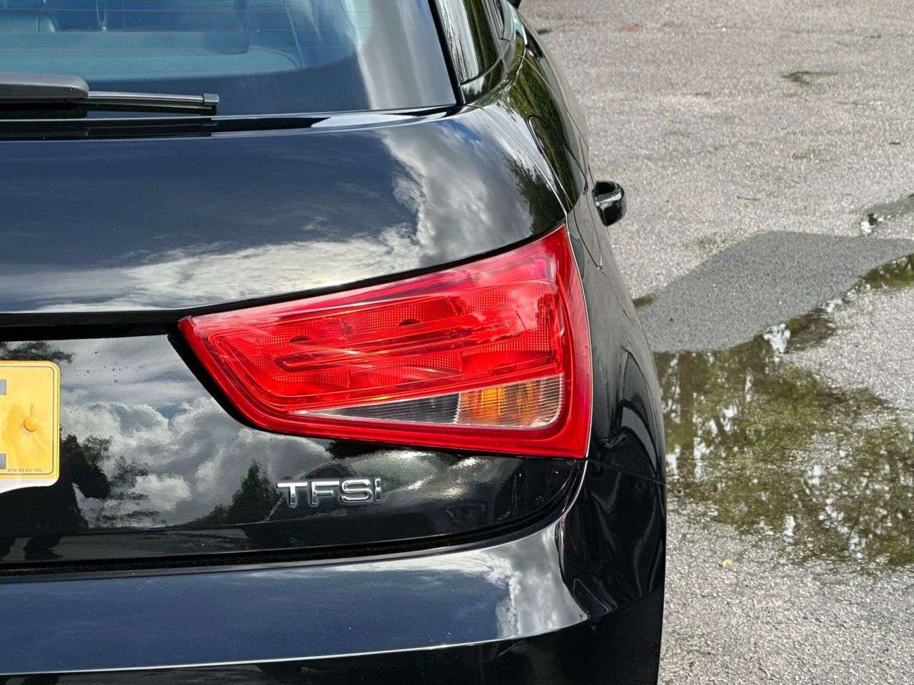 2017 AUDI A1 2017 AUDI A1