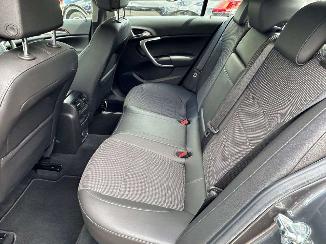 2010 VAUXHALL INSIGNIA 2010 VAUXHALL INSIGNIA