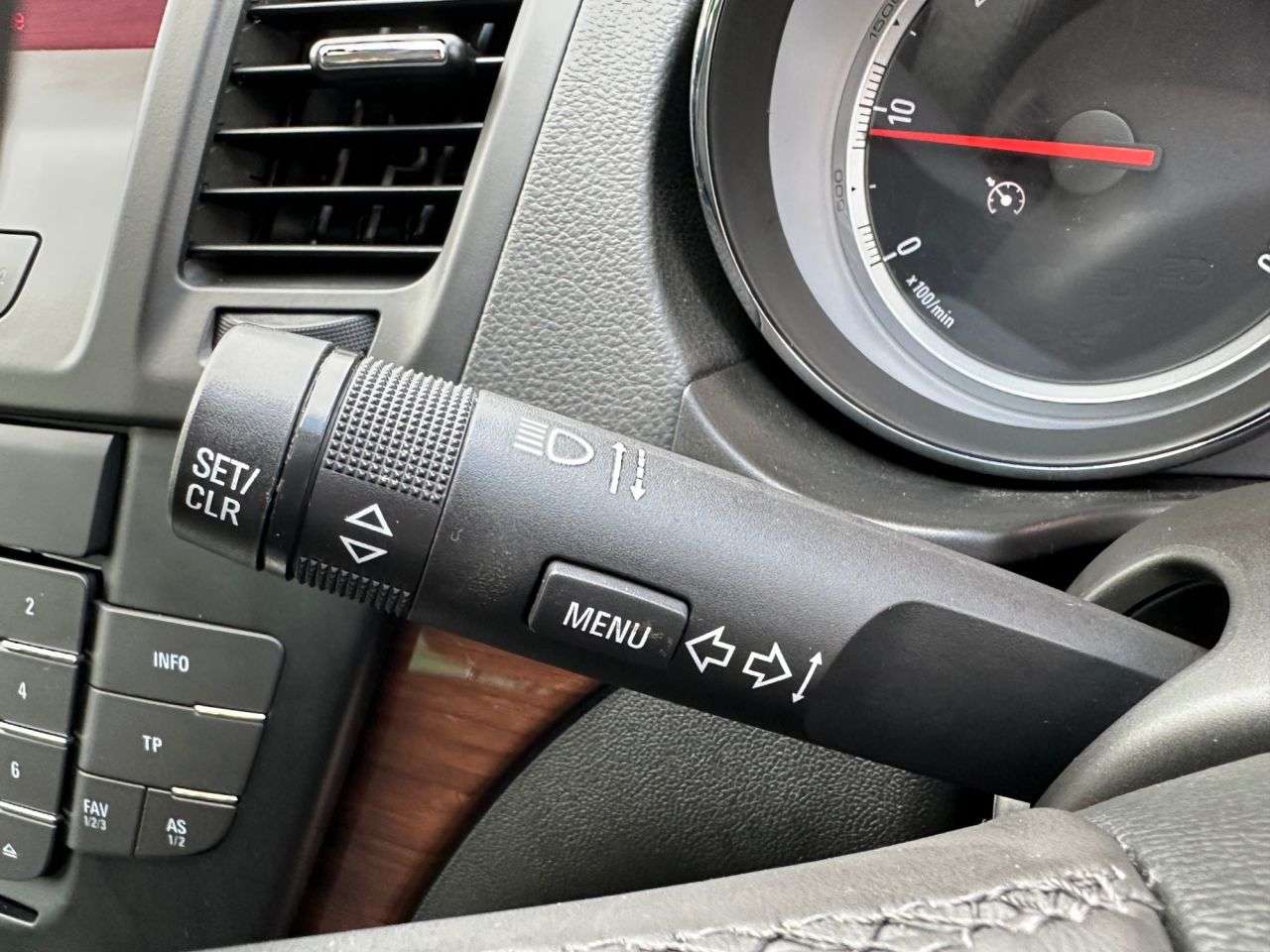 2010 VAUXHALL INSIGNIA 2010 VAUXHALL INSIGNIA