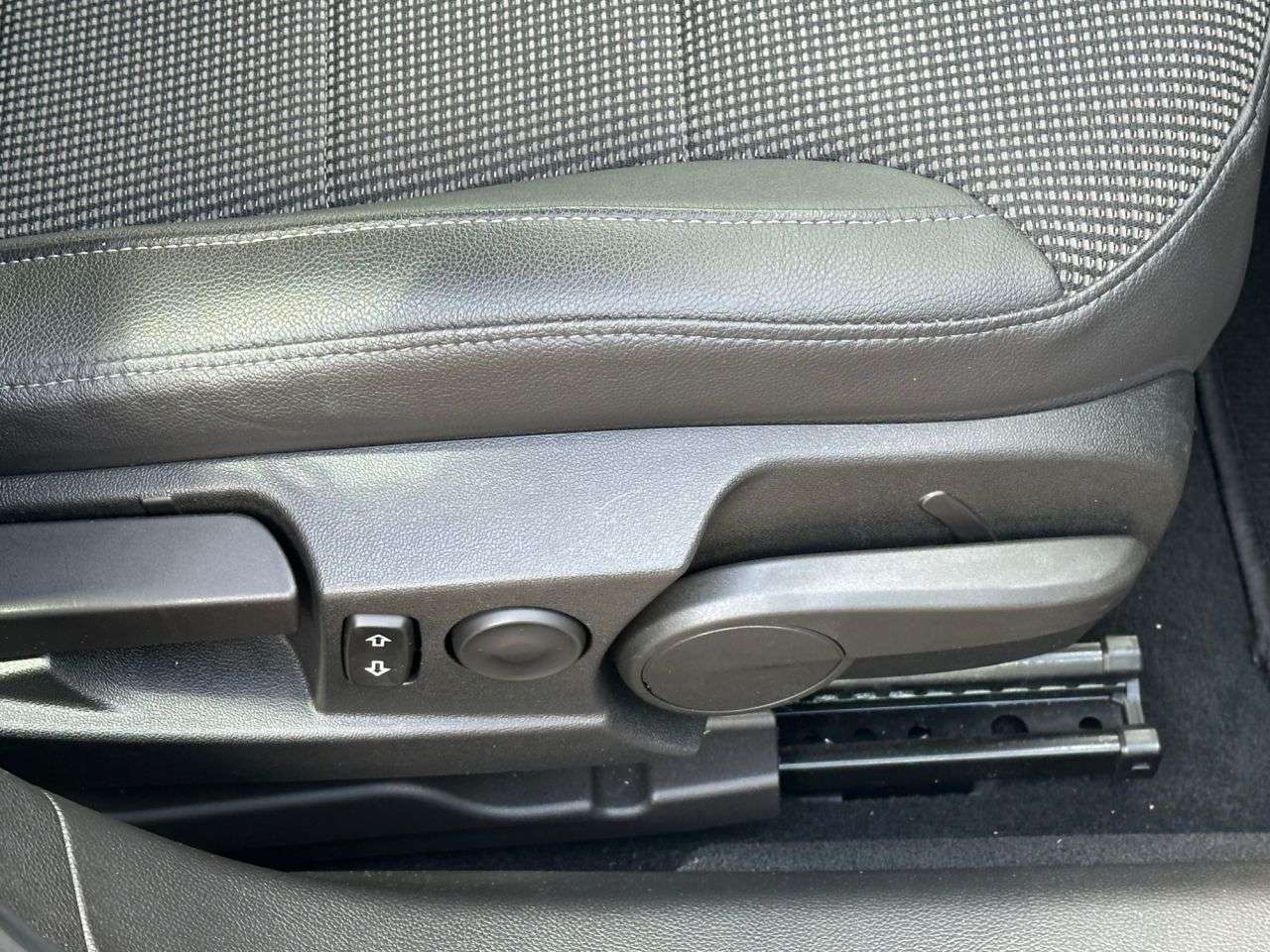 2010 VAUXHALL INSIGNIA 2010 VAUXHALL INSIGNIA