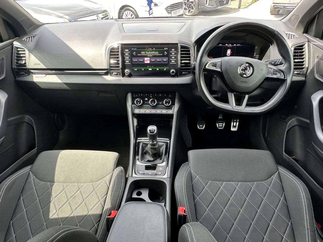 A 2020 SKODA KAROQ 1.5 TSI ACT SportLine SUV 5dr Petrol Manual Euro 6 (s/s) (150 ps) 3 OWNER F A 2020 SKODA KAROQ 1.5 TSI ACT SportLine SUV 5dr Petrol Manual Euro 6 (s/s) (150 ps) 3 OWNER F