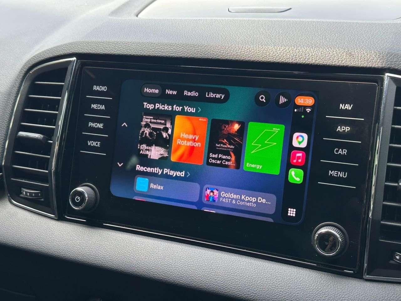 2020 SKODA KAROQ 2020 SKODA KAROQ