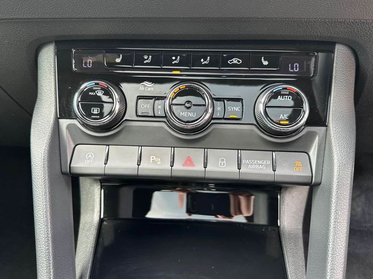 2020 SKODA KAROQ 2020 SKODA KAROQ