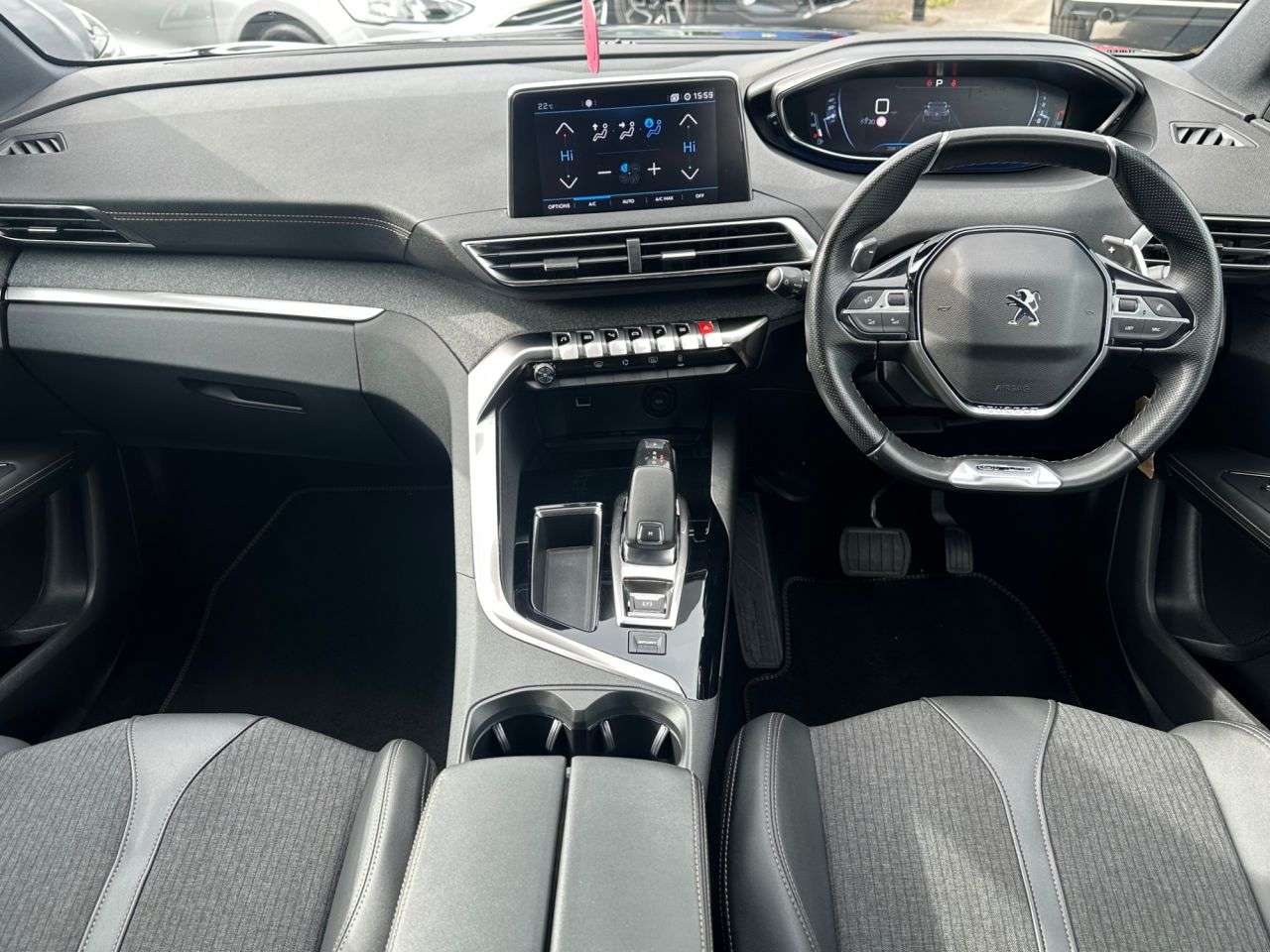 A 2020 PEUGEOT 3008 1.5 BlueHDi GT Line SUV 5dr Diesel EAT Euro 6 (s/s) (130 ps) A 2020 PEUGEOT 3008 1.5 BlueHDi GT Line SUV 5dr Diesel EAT Euro 6 (s/s) (130 ps)