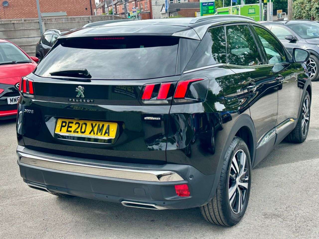 A 2020 PEUGEOT 3008 1.5 BlueHDi GT Line SUV 5dr Diesel EAT Euro 6 (s/s) (130 ps) A 2020 PEUGEOT 3008 1.5 BlueHDi GT Line SUV 5dr Diesel EAT Euro 6 (s/s) (130 ps)