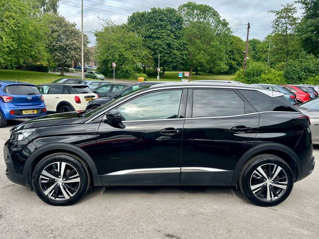 2020 PEUGEOT 3008 2020 PEUGEOT 3008